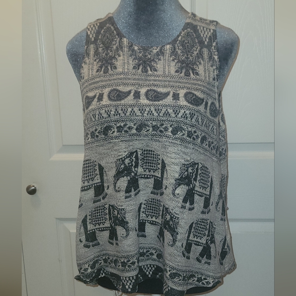 Ginger G Elephant Print Sleeveless Top - Black and Gray